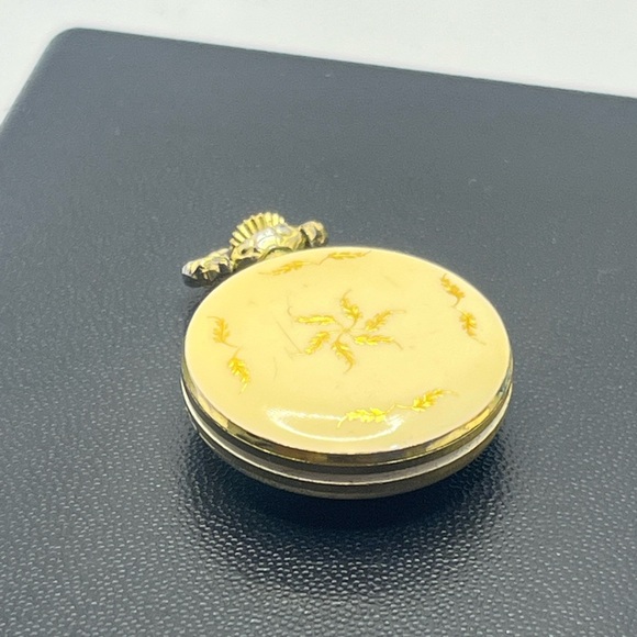 Arnex 17 Jewels cream enamel gold tone vintage pocket watch wind up Victorian main image 11